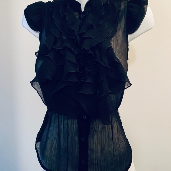 ⭐️5/$20⭐️. Miley Cyrus & Max Azria Sleeveless Top - Picture 4 of 6